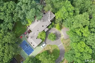 142 Seventy Acre Rd, Redding, CT 06896 - Photo 2