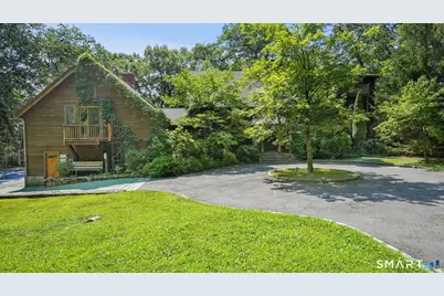 142 Seventy Acre Road, Redding, CT 06896 - Photo 2