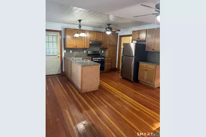 22 Wadsworth Street, Waterbury, CT 06706 - Photo 2