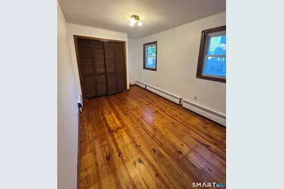22 Wadsworth Street, Waterbury, CT 06706 - Photo 12
