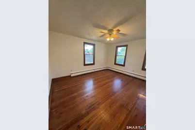 22 Wadsworth Street, Waterbury, CT 06706 - Photo 14