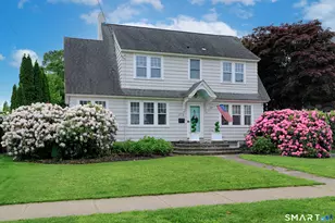 372 Rowland Rd, Fairfield, CT 06824 - Photo 1