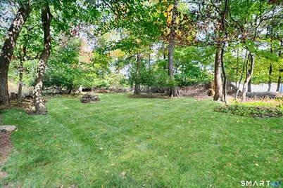372 Rowland Road, Fairfield, CT 06824 - Photo 20