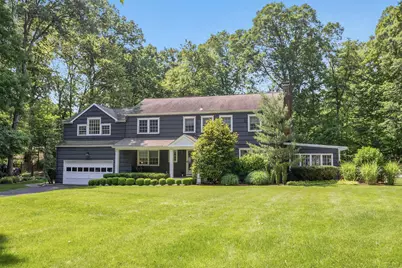 21 Roxbury Lane, Wilton, CT 06897 - Photo 2