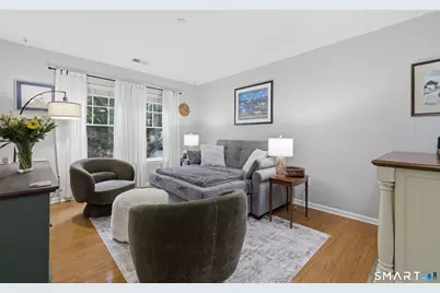 26 Schoolhouse Drive #101, West Hartford, CT 06110 - Photo 8