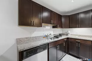 26 School House Dr, West Hartford, CT 06110 - Photo 4