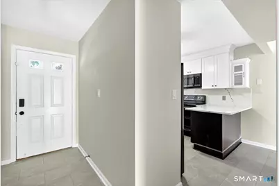 108 Sunrise Circle #108, Newington, CT 06111 - Photo 2