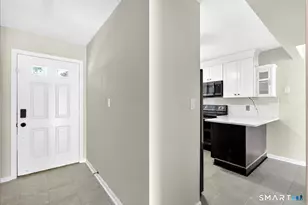 108 Sunrise Cir, Newington, CT 06111 - Photo 2