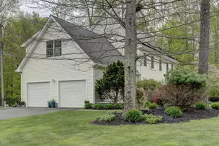 4 Tunxis Dr, Columbia, CT 06237 - Photo 2