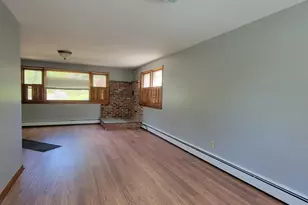 18 Parsonage Rd, Haddam, CT 06441 - Photo 4