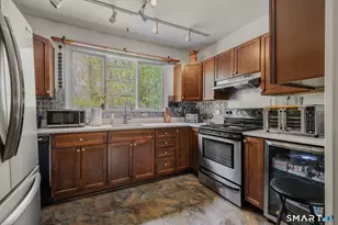 92 Vinegar Hill Rd, Ledyard, CT 06335 - Photo 14