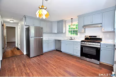 18 Ely Circle, Windsor, CT 06095 - Photo 4