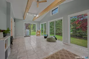 2 Executive Hill Rd, Wolcott, CT 06716 - Photo 8