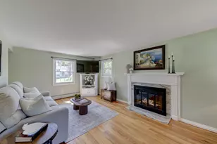 49 Whitehall Dr, East Hartford, CT 06118 - Photo 10