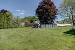 49 Whitehall Dr, East Hartford, CT 06118 - Photo 36