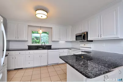 61 Indian Hill Trail, Glastonbury, CT 06033 - Photo 12