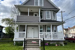 10 Beatrice St, Bridgeport, CT 06607 - Photo 6