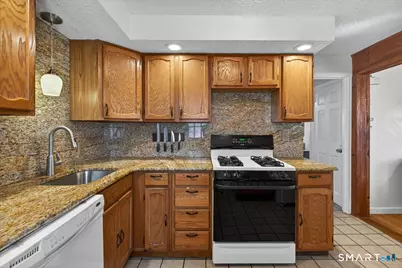 39 Westview Street, Hamden, CT 06514 - Photo 10