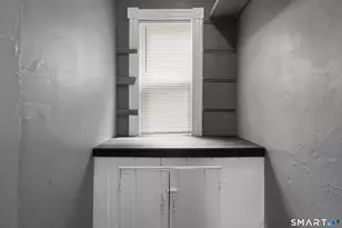 32 Lenox St, Hartford, CT 06112 - Photo 20