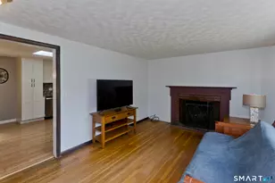 28 Bess Rd, Enfield, CT 06082 - Photo 16