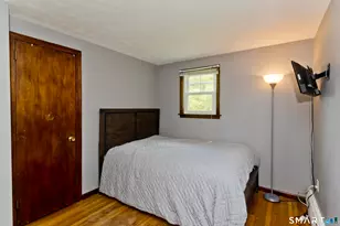 28 Bess Rd, Enfield, CT 06082 - Photo 14