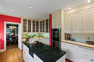 180 Fern St, West Hartford, CT 06119 - Photo 26