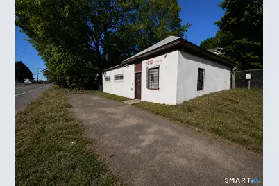 2816 State Street, Hamden, CT 06517 - Photo 2