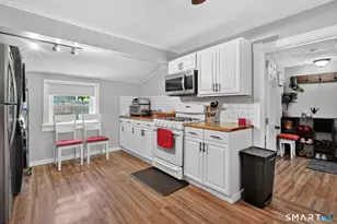 124 Prospect St, Vernon, CT 06066 - Photo 8