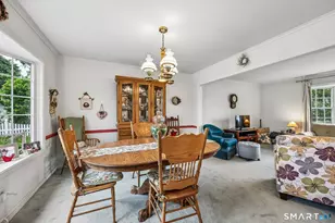 60 Delwood Rd, Stratford, CT 06614 - Photo 10