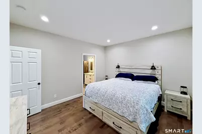 21 Birge Avenue, Windsor Locks, CT 06096 - Photo 12