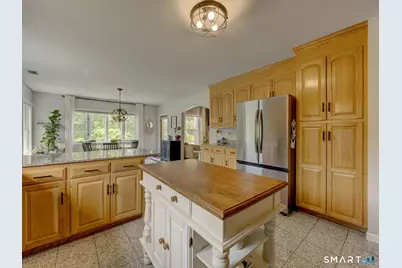25 Amato Drive, Wethersfield, CT 06109 - Photo 4