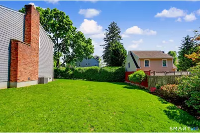 34 1/2 Orchard Street, Greenwich, CT 06807 - Photo 2