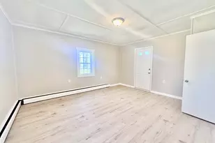 197 Potuccos Ring Rd, Wolcott, CT 06716 - Photo 12