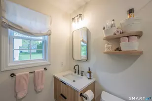 265 Briarwood Ln, Middletown, CT 06457 - Photo 20