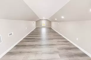 41 Howe St, New Haven, CT 06511 - Photo 2