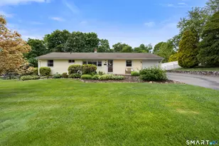 139 Contour Dr, Cheshire, CT 06410 - Photo 2