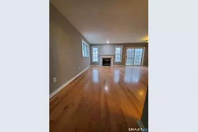 157 Leeder Hill Drive #206, Hamden, CT 06517 - Photo 4