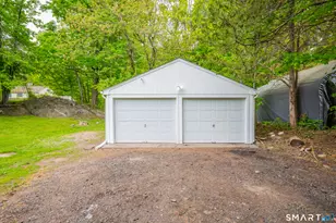902 W River St, Milford, CT 06461 - Photo 26