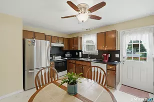 90 Savage St, Southington, CT 06479 - Photo 8