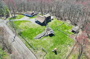 800 Gaylord Mountain Rd, Hamden, CT 06518 - Photo 8