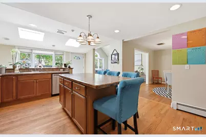 37 Stoneham Drive, West Hartford, CT 06117 - Photo 10