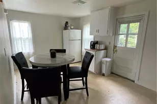 67 Hawthorne Dr, New London, CT 06320 - Photo 2