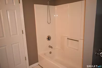 2660 North Avenue #107, Bridgeport, CT 06605 - Photo 20