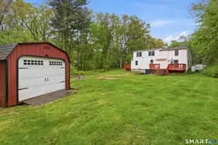 37 N Wawecus Hill Rd, Norwich, CT 06360 - Photo 8