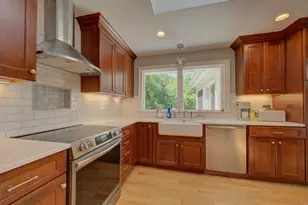 311 Sandy Hollow Rd, Groton, CT 06355 - Photo 4