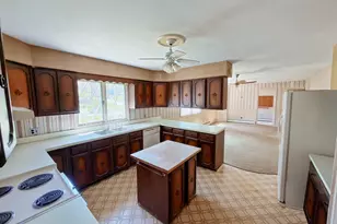 1 Hunting Ridge Rd, Brookfield, CT 06804 - Photo 14