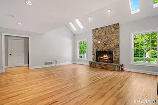 15 Maplecrest Dr, Danbury, CT 06811 - Photo 8