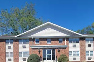 1000 Knapps Hwy, Fairfield, CT 06825 - Photo 1