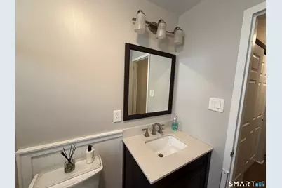 1000 Knapps Highway #14, Fairfield, CT 06825 - Photo 12