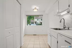 49 Deer Run, Bethel, CT 06801 - Photo 4